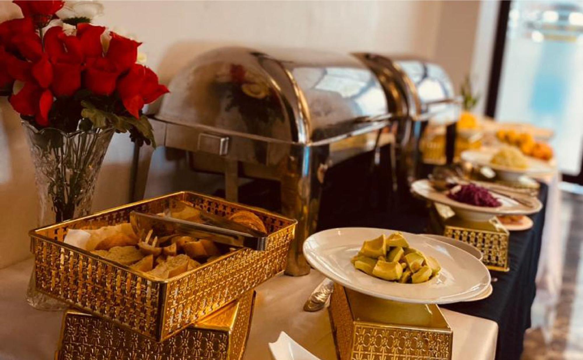 Hotel Vendome Douala Bagian luar foto